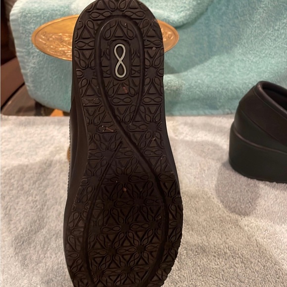 Infinity by Cherokee - Picture 3 of 4